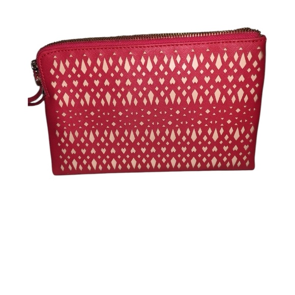 Stella & Dot Laser Cut Coral and Beige Zip Snap Bifold Clutch - Picture 3 of 12